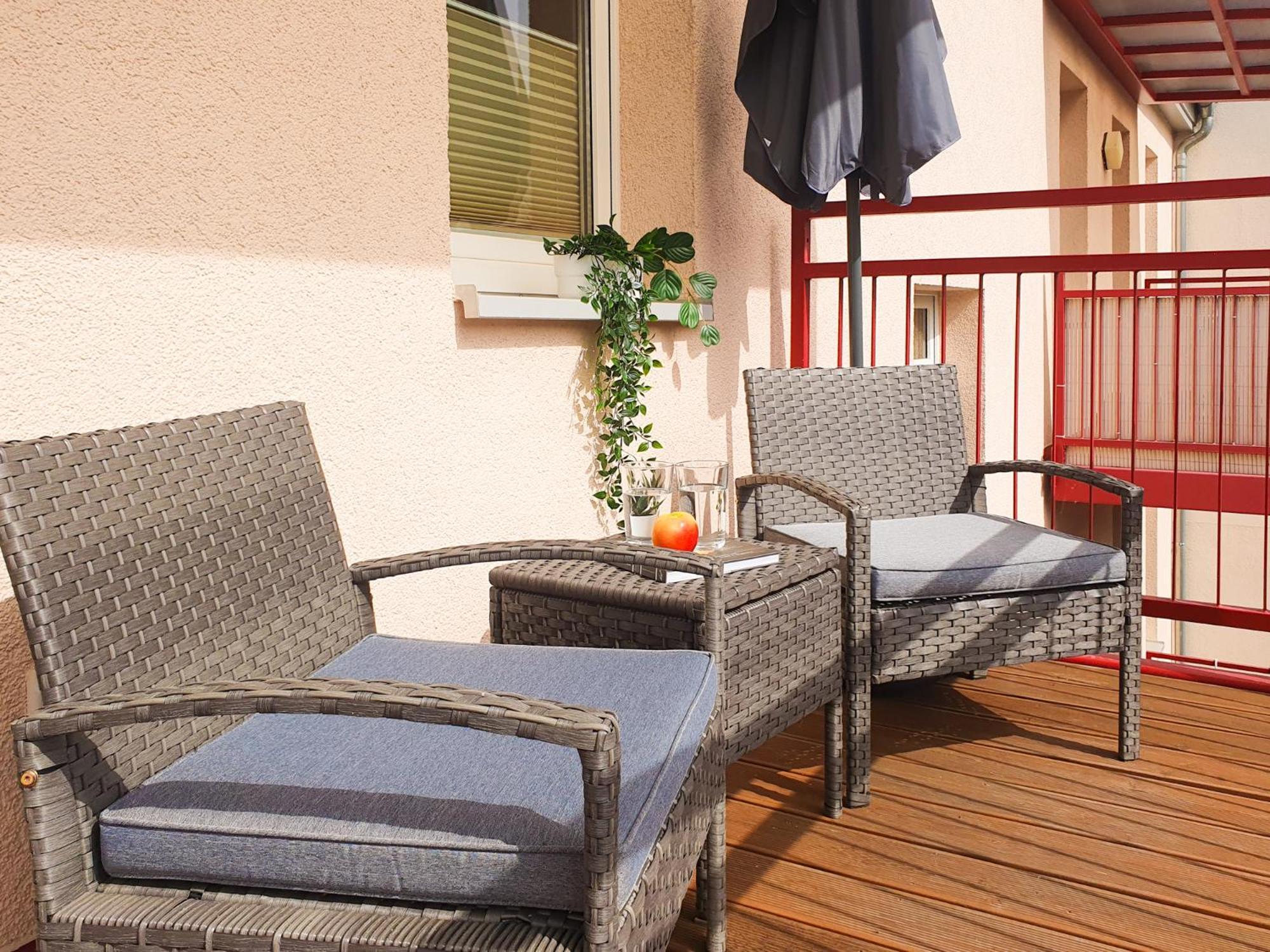 2 Zimmer, Bett Und Schlafsofa, Balkon, Waschmaschine L Leipzig Exterior photo